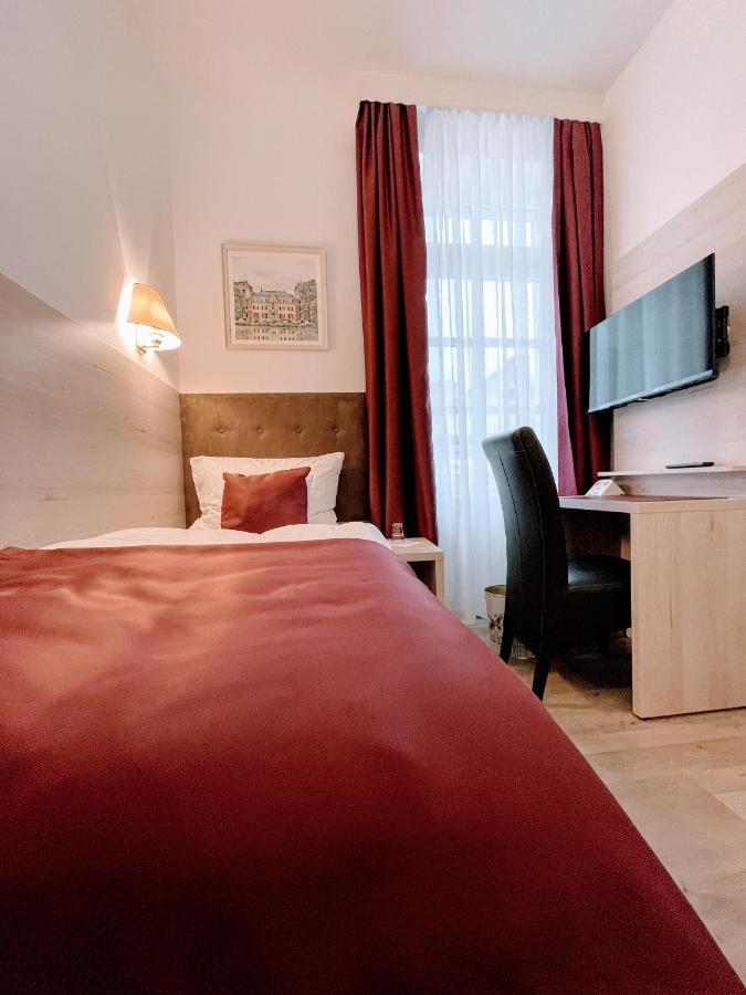 Das Hotel Krone Кенігсвінтер Екстер'єр фото